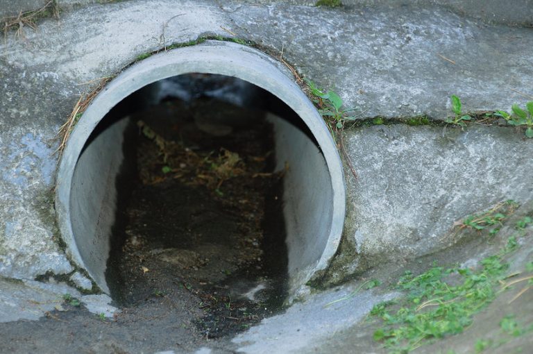 How Is Hydrovac Used as a Storm Drain Cleanout Solution? | Vacuum Dig