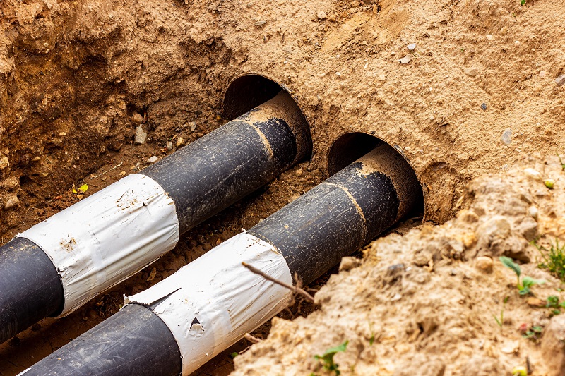 Avoid Damaging Underground Utilities – Use a Hydrovac Truck | Vacuum Dig